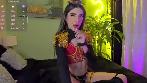 Snapshot of alejaaqueen_ chatting on 10, 7, 2026 Aleja Queen online show from 10, 7, 2026