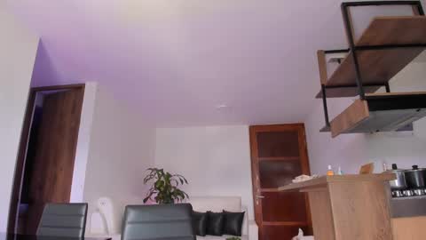 A L E J A N D R A online show from 26, 1, 2025