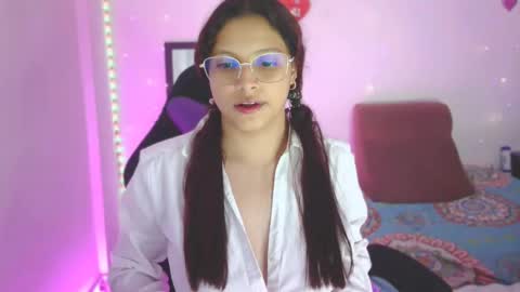 Snapshot of alejaharker chatting on 5, 3, 2025 Aleja Harker online show from 5, 3, 2025