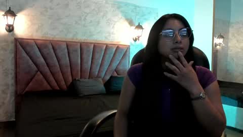 alejandra56_ online show from 21, 4, 2026