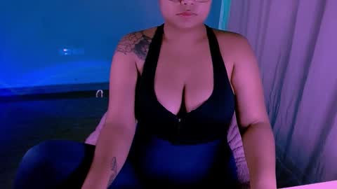 Alejandra  online show from 3, 12, 2025