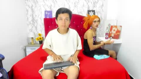 ALEJANDRA JAMES online show from 13, 4, 2026