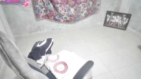 Snapshot of alejandra_joha chatting on 8, 2, 2025 Alejandra Joha online show from 8, 2, 2025