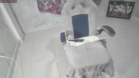 Snapshot of alejandra_joha chatting on 5, 3, 2025 Alejandra Joha online show from 5, 3, 2025