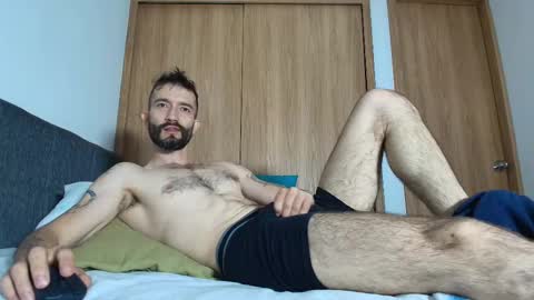 Snapshot of alejandro_bigcock chatting on 1, 10, 2025 Alejandro Hernndez online show from 1, 10, 2025