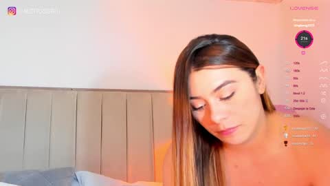 Snapshot of alejarosse chatting on 14, 12, 2024 alejandra independent models online show from 14, 12, 2024