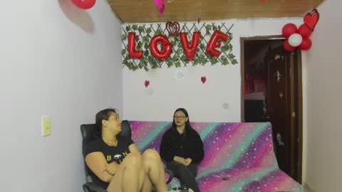 zoe and Kataleya online show from 25, 2, 2025