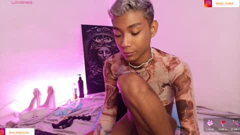 alejo_cute online show from 8, 1, 2025