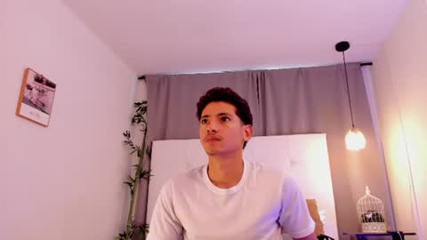 Snapshot of alejo_exotic chatting on 2, 7, 2026 alejo_exotic online show from 2, 7, 2026