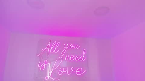 Snapshot of aleksandra_miller chatting on 25, 4, 2026 Aleksandra online show from 25, 4, 2026