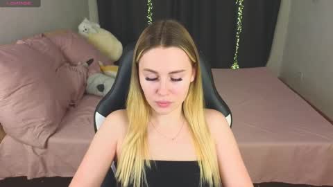 Snapshot of alena_hot_sex chatting on 11, 2, 2025 Alena online show from 11, 2, 2025