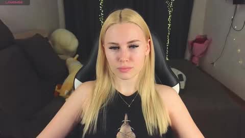 Snapshot of alena_hot_sex chatting on 20, 2, 2025 Alena online show from 20, 2, 2025