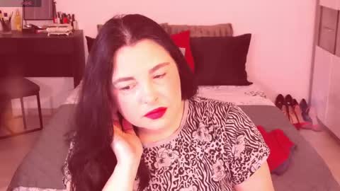 Snapshot of alenni chatting on 11, 5, 2026 Alenni online show from 11, 5, 2026