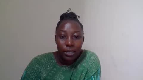 Snapshot of alesha_ chatting on 19, 1, 2025 Noreen Kennth and Emilly online show from 19, 1, 2025