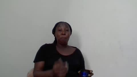 Snapshot of alesha_ chatting on 26, 1, 2025 Noreen Kennth and Emilly online show from 26, 1, 2025