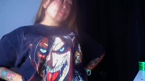 QUEEN OFF MILk  IM BACK  15 NOV online show from 7, 3, 2025