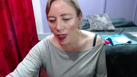 Snapshot of aleska_sex chatting on 7, 1, 2025 ALESKA online show from 7, 1, 2025