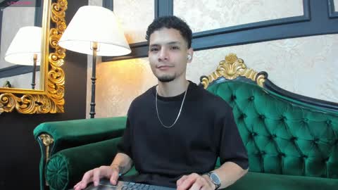 Snapshot of aless_king chatting on 6, 4, 2026 Alessandro King online show from 6, 4, 2026