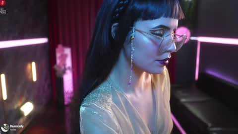 Alessa Goreng online show from 15, 12, 2024