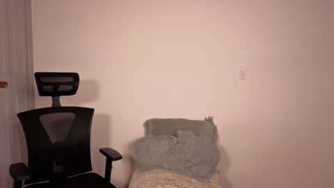 Snapshot of alessandralb chatting on 21, 7, 2026 Alessandra Leblanc online show from 21, 7, 2026