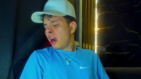 Alessandro online show from 19, 4, 2026