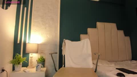 Alessandro Dybala online show from 9, 1, 2025