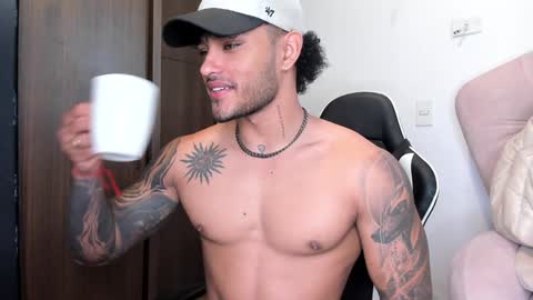 Snapshot of alessandro_vanni chatting on 7, 12, 2024 Alessandro Vanni online show from 7, 12, 2024