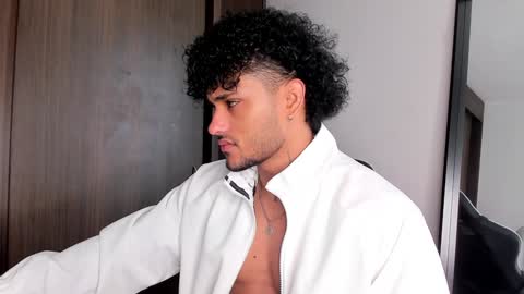 Snapshot of alessandro_vanni chatting on 6, 1, 2025 Alessandro Vanni online show from 6, 1, 2025