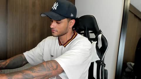 Snapshot of alessandro_vanni chatting on 13, 1, 2025 Alessandro Vanni online show from 13, 1, 2025