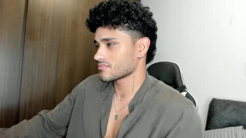 Snapshot of alessandro_vanni chatting on 9, 3, 2025 Alessandro Vanni online show from 9, 3, 2025