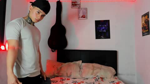 Snapshot of alessandro_wolf chatting on 16, 1, 2025 Alessandro online show from 16, 1, 2025