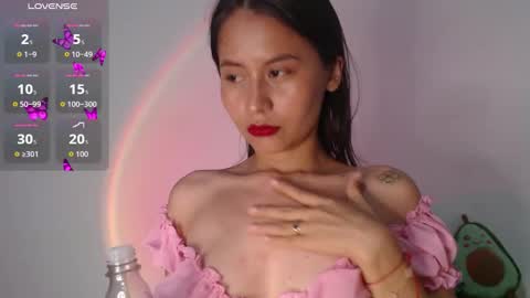 Snapshot of alessia_santorinni chatting on 10, 10, 2025 alessia_santorinni online show from 10, 10, 2025