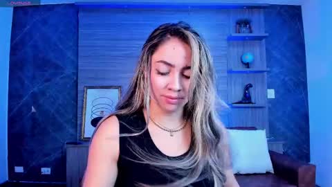 Alessia  Everyday From 0530 to 1430 Col Time online show from 18, 9, 2025
