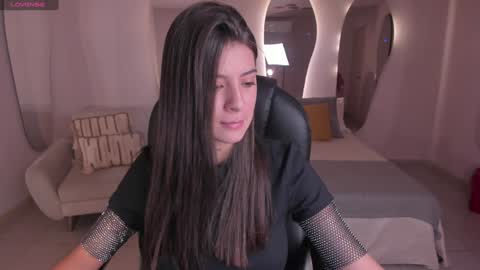 Snapshot of alessiacorleone_ chatting on 18, 12, 2024 Alessia online show from 18, 12, 2024