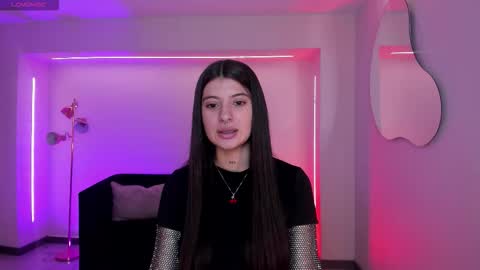 Snapshot of alessiacorleone_ chatting on 17, 11, 2025 Alessia online show from 17, 11, 2025