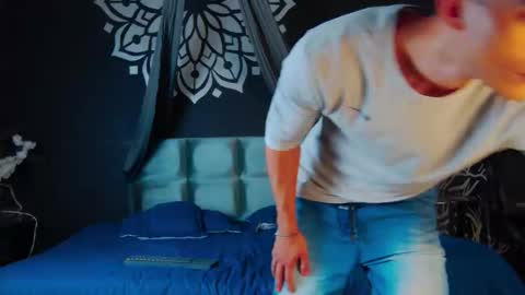 Alessio online show from 19, 12, 2025