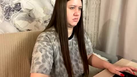 Aletta Oushen online show from 18, 1, 2025