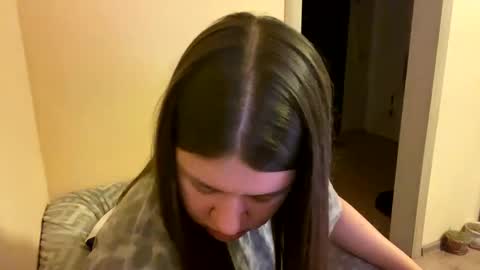 Aletta Oushen online show from 28, 1, 2025