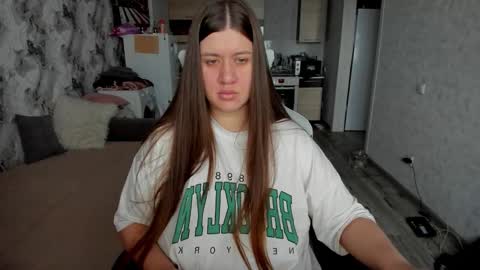 Aletta Oushen online show from 13, 11, 2025