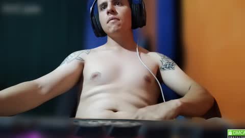 Snapshot of alex0397 chatting on 28, 12, 2024 alex0397 online show from 28, 12, 2024