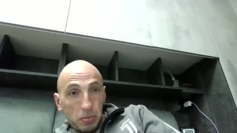 alex120475 online show from 10, 3, 2025