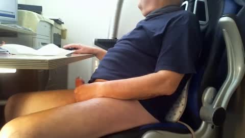 alex47100 online show from 5, 3, 2025