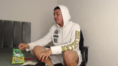 Snapshot of alex__lover chatting on 2, 12, 2024 Owen online show from 2, 12, 2024