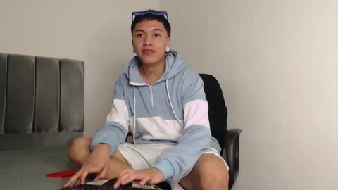 Snapshot of alex__lover chatting on 7, 12, 2024 Owen online show from 7, 12, 2024