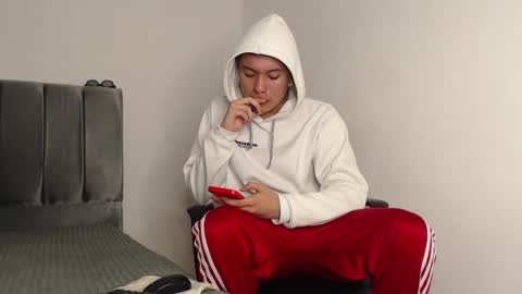 Snapshot of alex__lover chatting on 18, 12, 2024 Owen online show from 18, 12, 2024