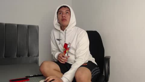 Snapshot of alex__lover chatting on 21, 12, 2024 Owen online show from 21, 12, 2024