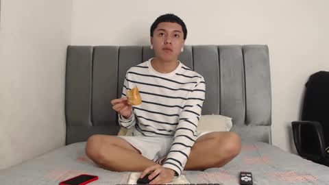 Snapshot of alex__lover chatting on 4, 1, 2025 Owen online show from 4, 1, 2025