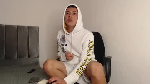 Snapshot of alex__lover chatting on 4, 2, 2025 Owen online show from 4, 2, 2025