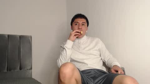 Snapshot of alex__lover chatting on 16, 10, 2025 Owen online show from 16, 10, 2025