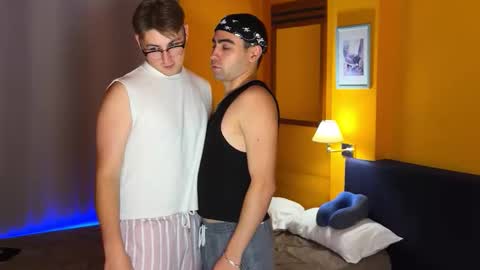 Snapshot of alex_and_drew chatting on 14, 12, 2025 AlexDrew online show from 14, 12, 2025